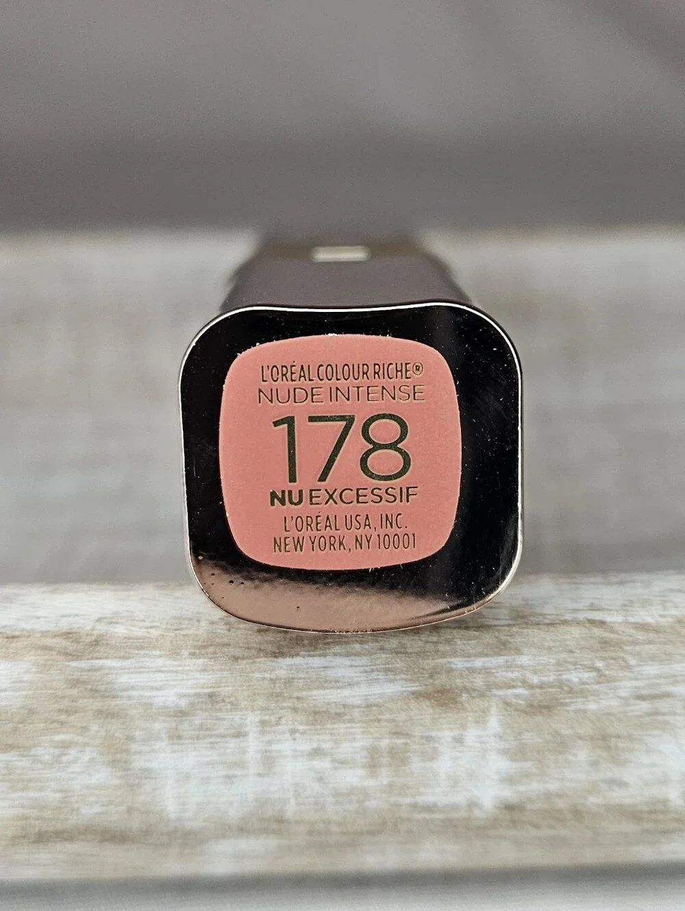 L'Oreal Colour Riche Les Nus Lipstick 178 Nu Excessif Nude Intense NWT